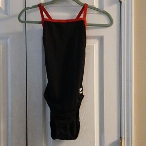 Speedo Swimsuit One Piece Endurance+ Flyback Block Black/Red  Sz 30  (Sz 4) NWT